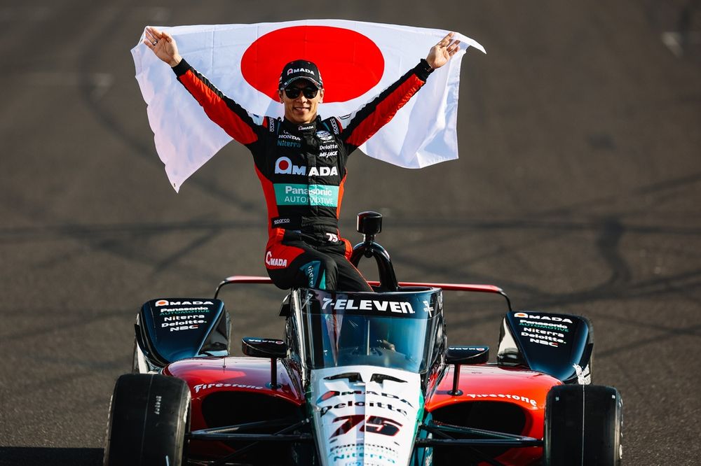 Sato can still call on support from Honda, but his personal backers enable him to continue to compete in IndyCar